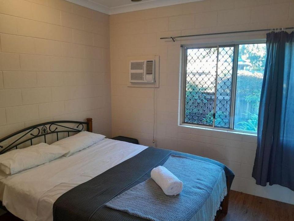 Edmonton Lodge Екстер'єр фото